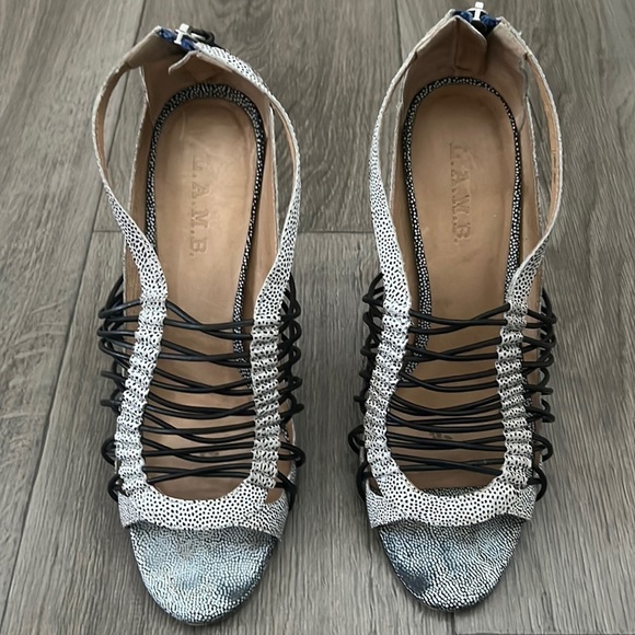 L.A.M.B. GRAY RAIVYN OPEN STILETTO PEEP TOE HEELS, SIZE 10M Platform Height3 in - Picture 3 of 8